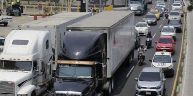 Restringen Circulación de Transporte Pesado Durante Semana Santa en Carreteras del País