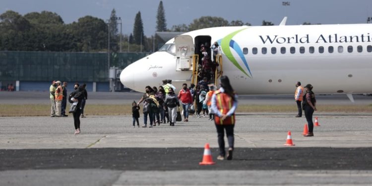 Retornan esta semana 1 mil 488 migrantes