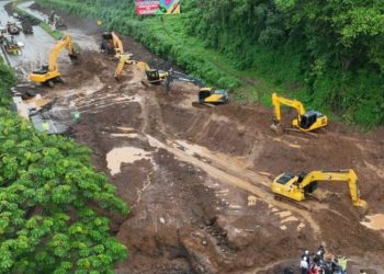 Retrasos en la autopista Palín-Escuintla: Ministro de Comunicaciones señala condiciones climáticas como causa