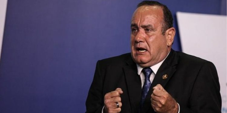 Reunión del Consejo de Ministros será encabezada por Giammattei