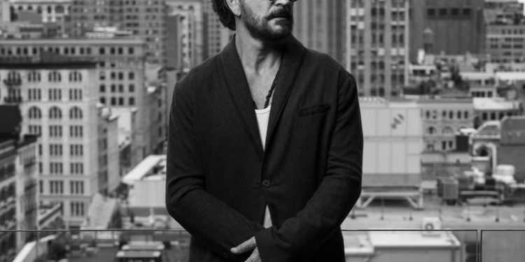 RICARDO ARJONA DA A CONOCER â€œPENTHOUSEâ€, NUEVA CANCIí“N DE SU íLBUM NEGRO