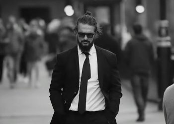 Ricardo Arjona estrena nuevo álbum (Negro)