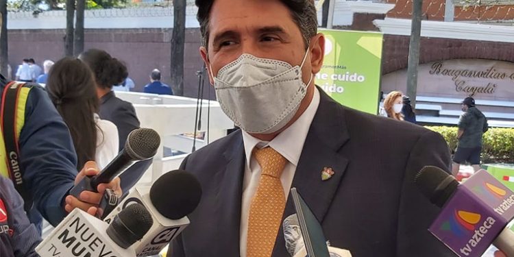 Ricardo Quiñónez presente en inauguración de paso a desnivel