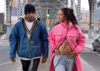 Rihanna la cantante a nivel internacional espera a su primer hijo con el rapero ASAP Rocky.