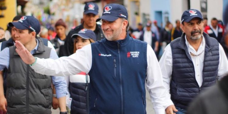 Roberto Arzú califica de ''absurda'' la decisión del TSE al revocar su candidatura