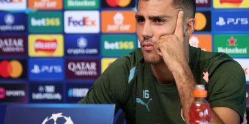 Rodri Hernández, sobre el calendario deportivo: 'Estamos cerca de ir a una huelga'