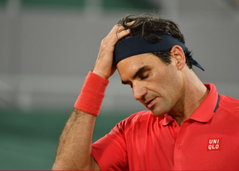 Roger Federer volverá a operarse de su rodilla derecha y se perderá el US Open