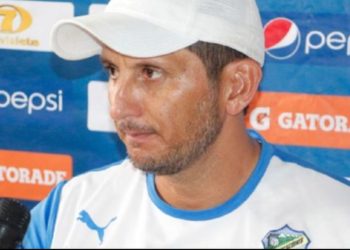 Ronald González regresa al banquillo de Comunicaciones FC por tercera vez