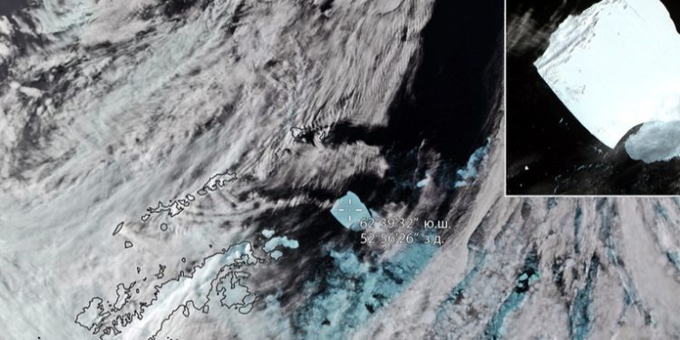 Roscosmos capta la deriva del iceberg más grande del mundo