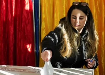 Rumania abre las urnas para votar en elecciones legislativas