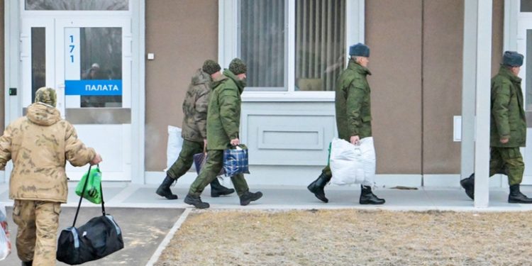 Rusia anuncia la liberación de 248 militares capturados por Ucrania