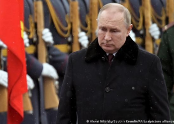 Rusia ataca a Ucrania: Putin pide a militares ucranianos tomar el poder
