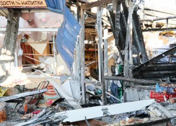Rusia califica de terrorismo ataque a mercado en Donetsk