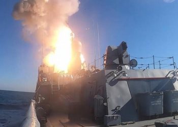 Rusia dice que destruyó el mayor depósito de combustible del ejército de Ucrania