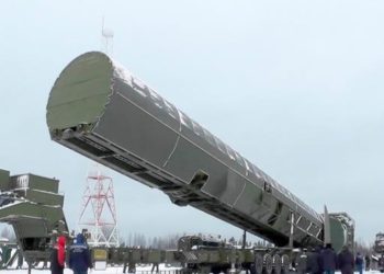 Rusia ensaya con éxito un nuevo misil balí­stico intercontinental