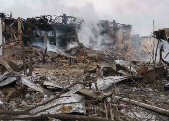 Rusia extiende su ataque al oeste y bombardea Dnipro, Ivano-Frankivsk y Lutsk