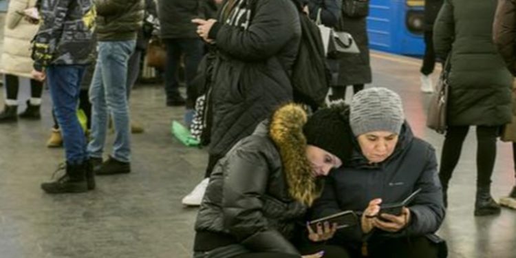 Rusia lanza ''ataque masivo'' de misiles y drones contra Ucrania