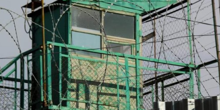 Rusia libera a un exmilitar de EE.UU. detenido durante nueve meses