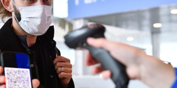 Rusia prevé introducir códigos QR obligatorios ante la