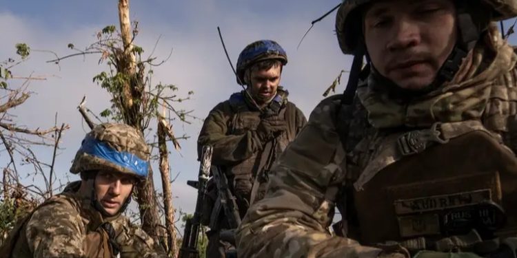 Rusia reivindica la toma de otro pueblo ucraniano en Donetsk