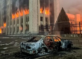 Rusia y aliados despliegan tropas para sofocar disturbios en Kazajistán