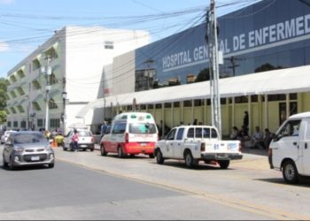 Sala de apelaciones ordena al IGSS reducir tiempos de citas médicas tras denuncias de demoras hasta 2026