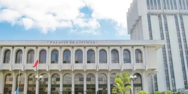 Sala judicial suspende Asamblea General del Colegio de Abogados tras acción de un abogado particular