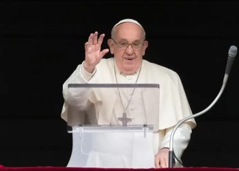 Salud del papa mejora y pronóstico deja de ser reservado