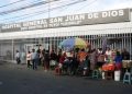 Salud pública comienza abastecimiento de medicina e insumos para el Hospital San Juan de Dios.