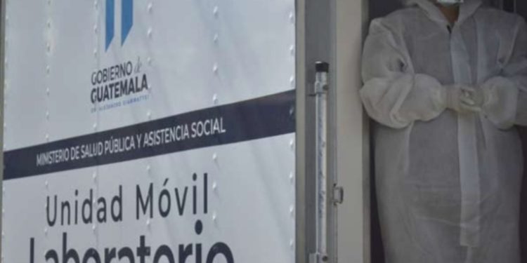 Salud reporta más de mil casos positivos de Covid-19 en las últimas 24 horas