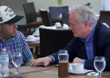 Salvadoreño Kilmar Ábrego se reúne con senador de EE.UU.