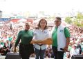 Sandra Torres inició su campaña electoral en el Mercado La Terminal