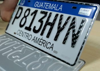 SAT anuncia licitación para adquisición de placas metálicas después de varios intentos
