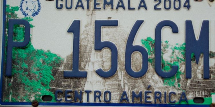 SAT busca eliminar en definitiva placas con figura de Tikal