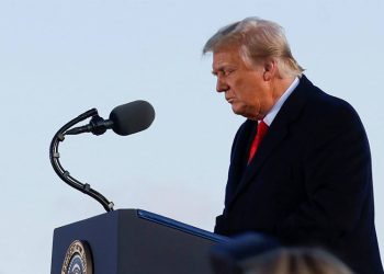 Se confirma la constitucionalidad del juicio polí­tico contra ex presidente Trump