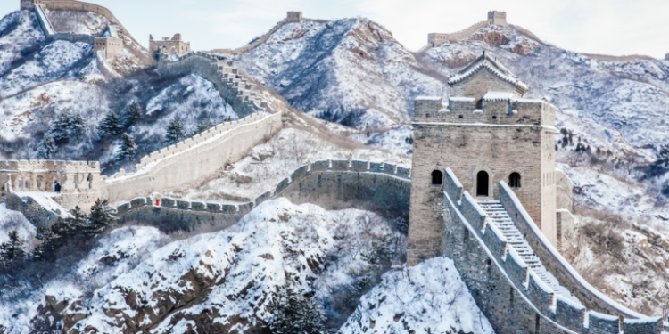 Se derrumba una sección de la Gran Muralla China tras un terremoto en el noroeste del país