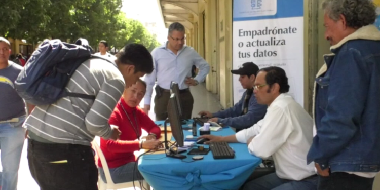 Se incrementa la demanda de empadronamiento de ciudadanos a pocas horas de cierre del proceso