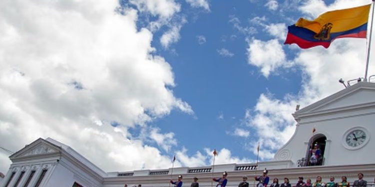 Se produce un tiroteo cerca del Palacio de Gobierno de Ecuador en Quito