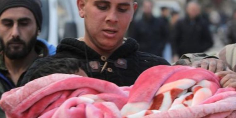 Se recupera ''bebé milagrosa'' que nació bajo los escombros tras el terremoto en Siria