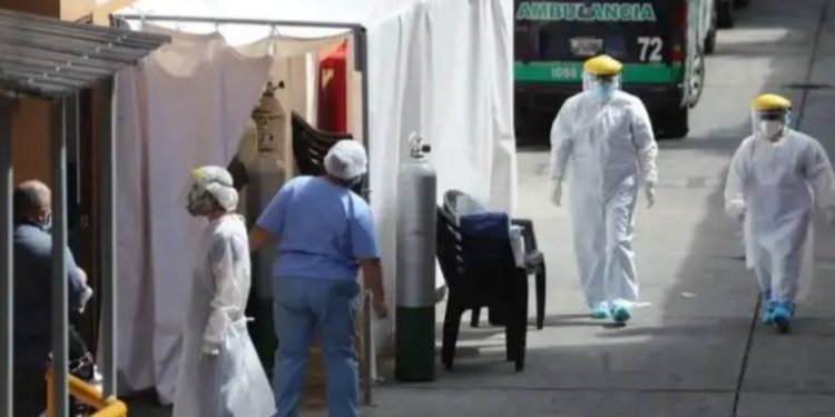 Se registra la cifra mas alta de casos de COVID-19 en los últimos 10 meses