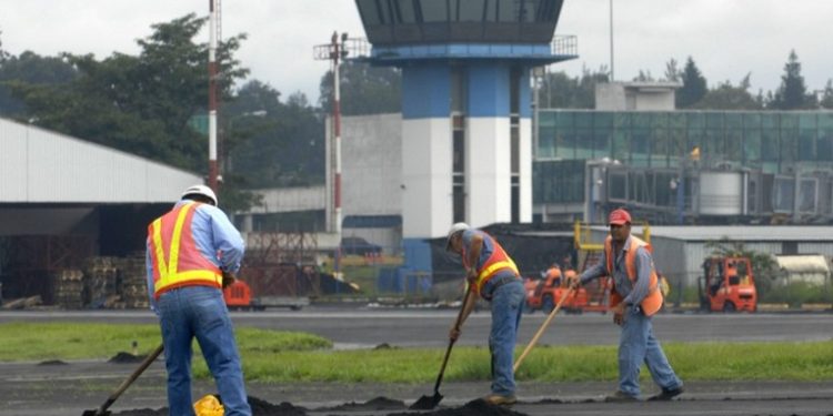 Sector empresarial analiza presupuesto destinado a la infraestructura vial del paí­s
