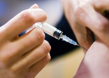 Sector empresarial presiona para tener más vacunas en el paí­s