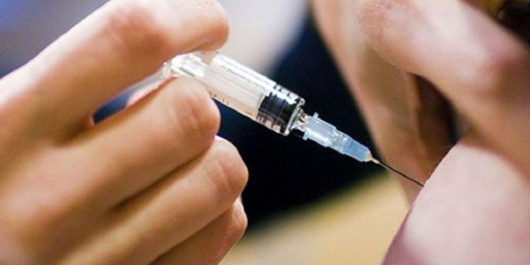 Sector empresarial presiona para tener más vacunas en el paí­s