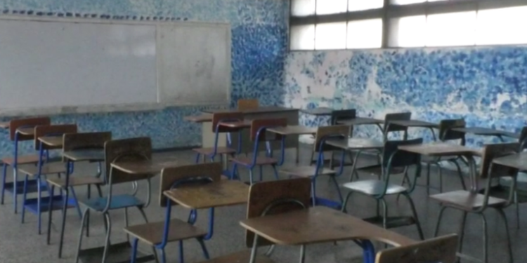 Sector público educativo inició ciclo escolar este lunes 20 de febrero