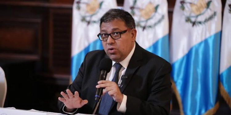 Segeplán responde a FECI Mendoza rechaza señalamientos de Curruchiche