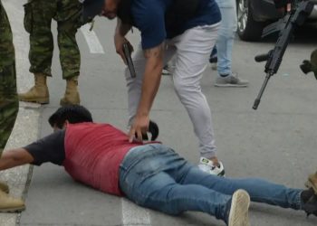 Seis presos se fugan de la mayor cárcel de Ecuador