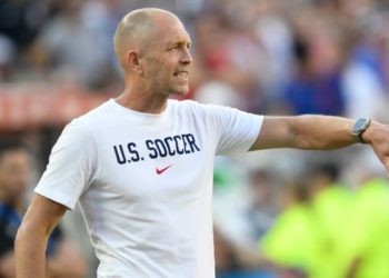 Selección de EEUU despide a técnico Berhtras eliminación en Copa América