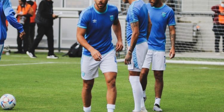 Selección de Guatemala realiza reconocimiento de cancha en Belmopan