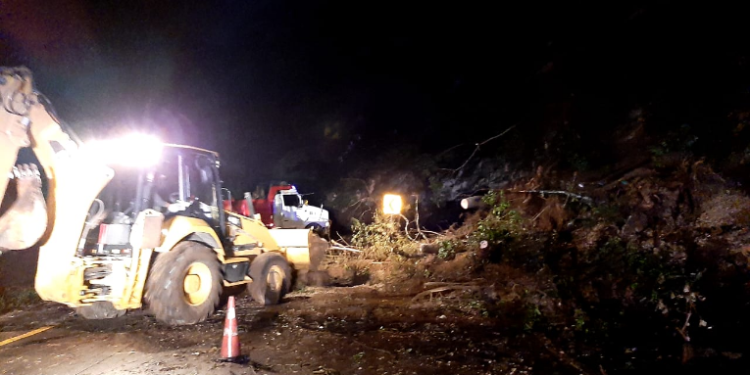 Semana lluviosa deja varios departamentos con derrumbes en distintas zonas