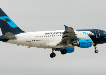 Senado de México aprueba reforma de ley que permite al Ejército crear una aerolí­nea